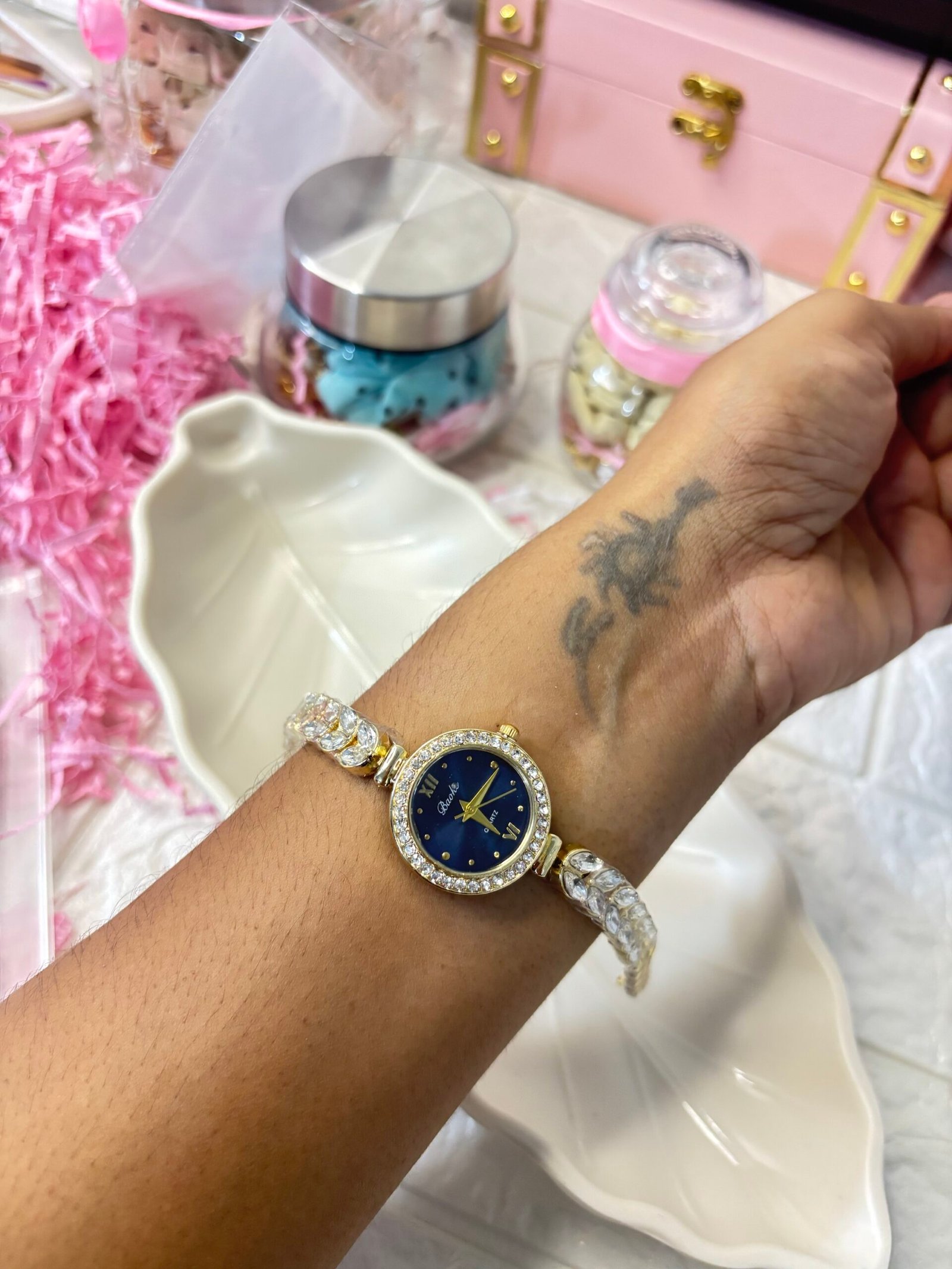Timeless Vintage Watches - Image 2