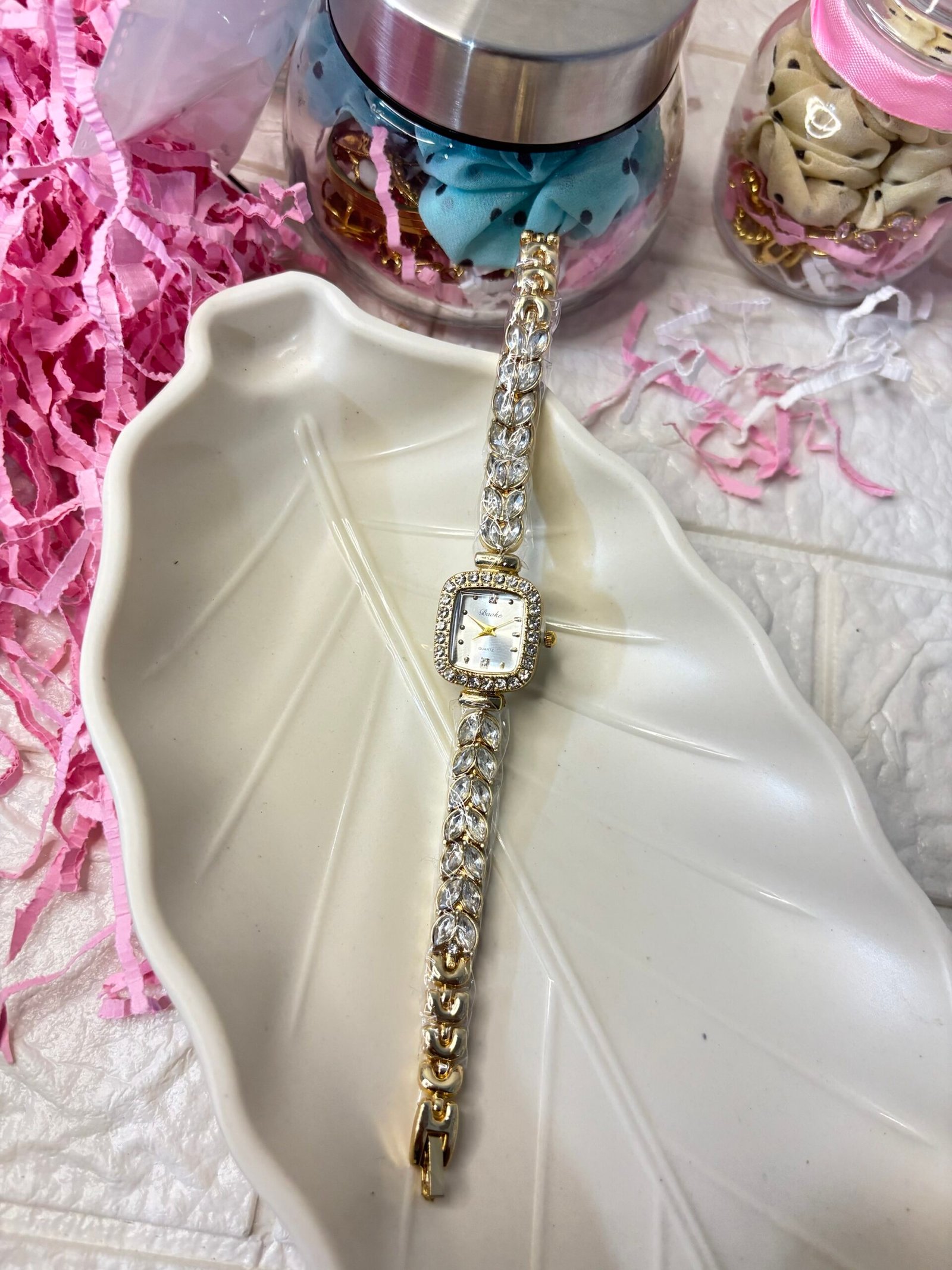 Timeless Vintage Watches - Image 2